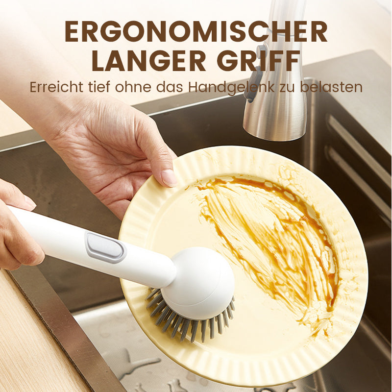Bürstenkopf reinigt die Oberfläche eines Tellers